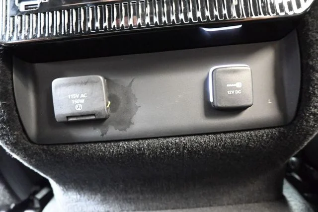 Used 2022 Black Jeep Series II image 25