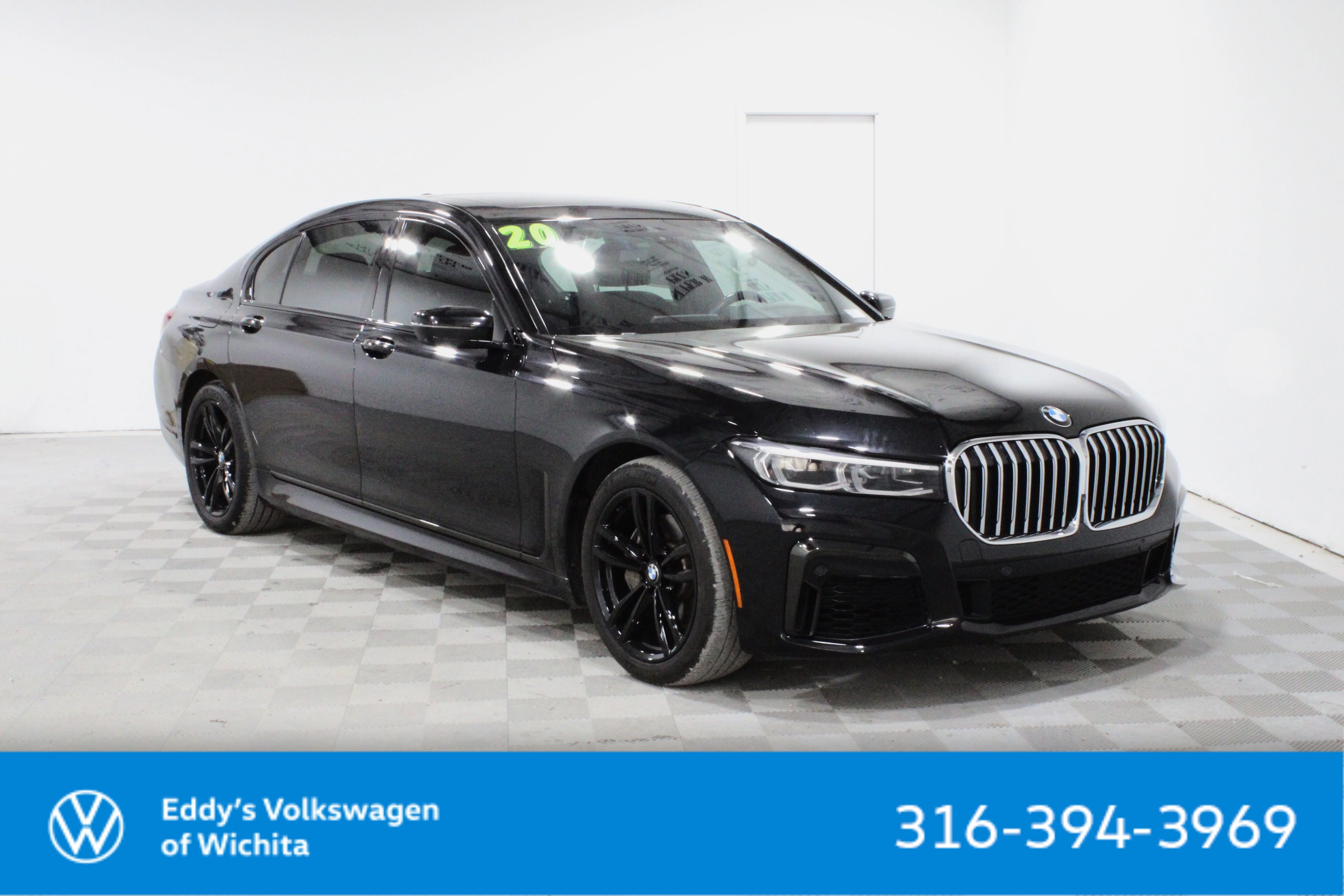 2020 BMW 7 Series 740i's photo