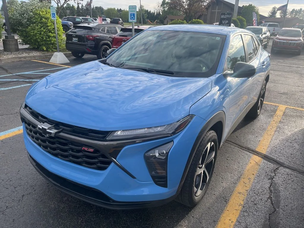 2024 Chevrolet Trax 1RS's photo