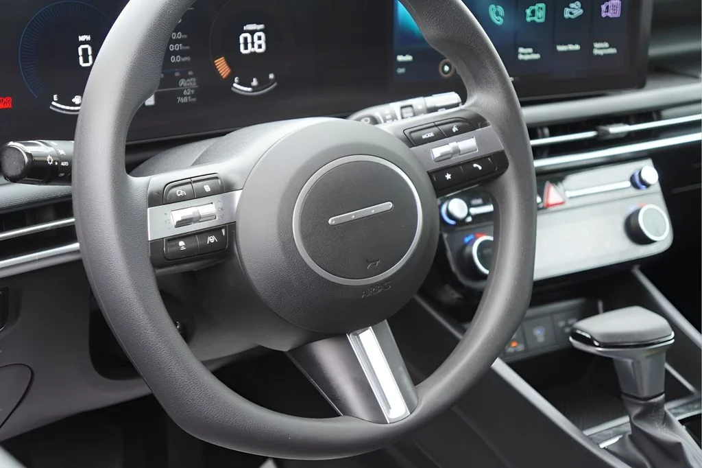 Used 2026 Atlantis Blue Hyundai SEL image 13