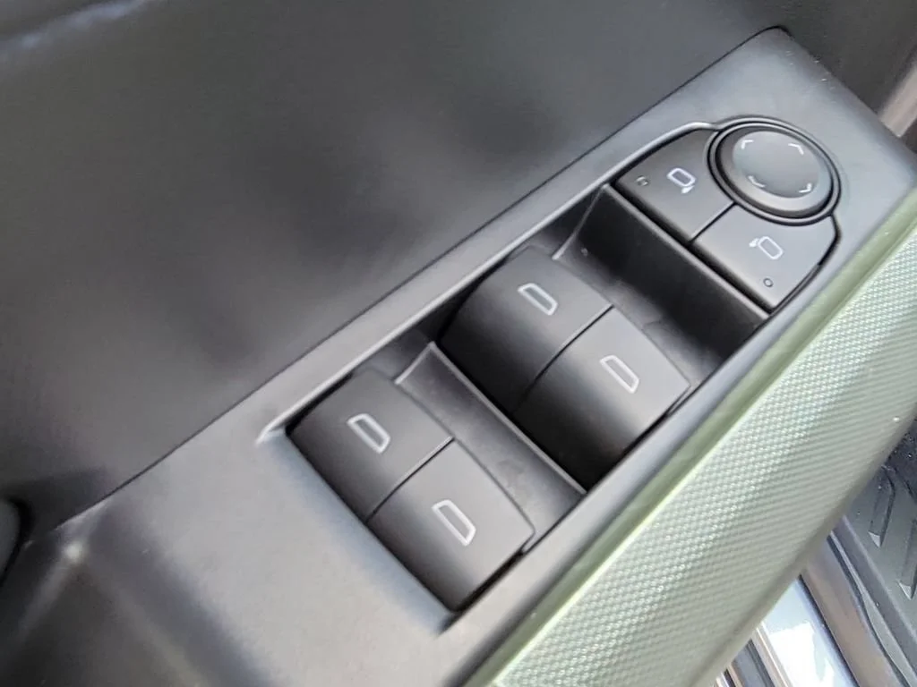 2026 Chevrolet Colorado Work Truck - Photo 23