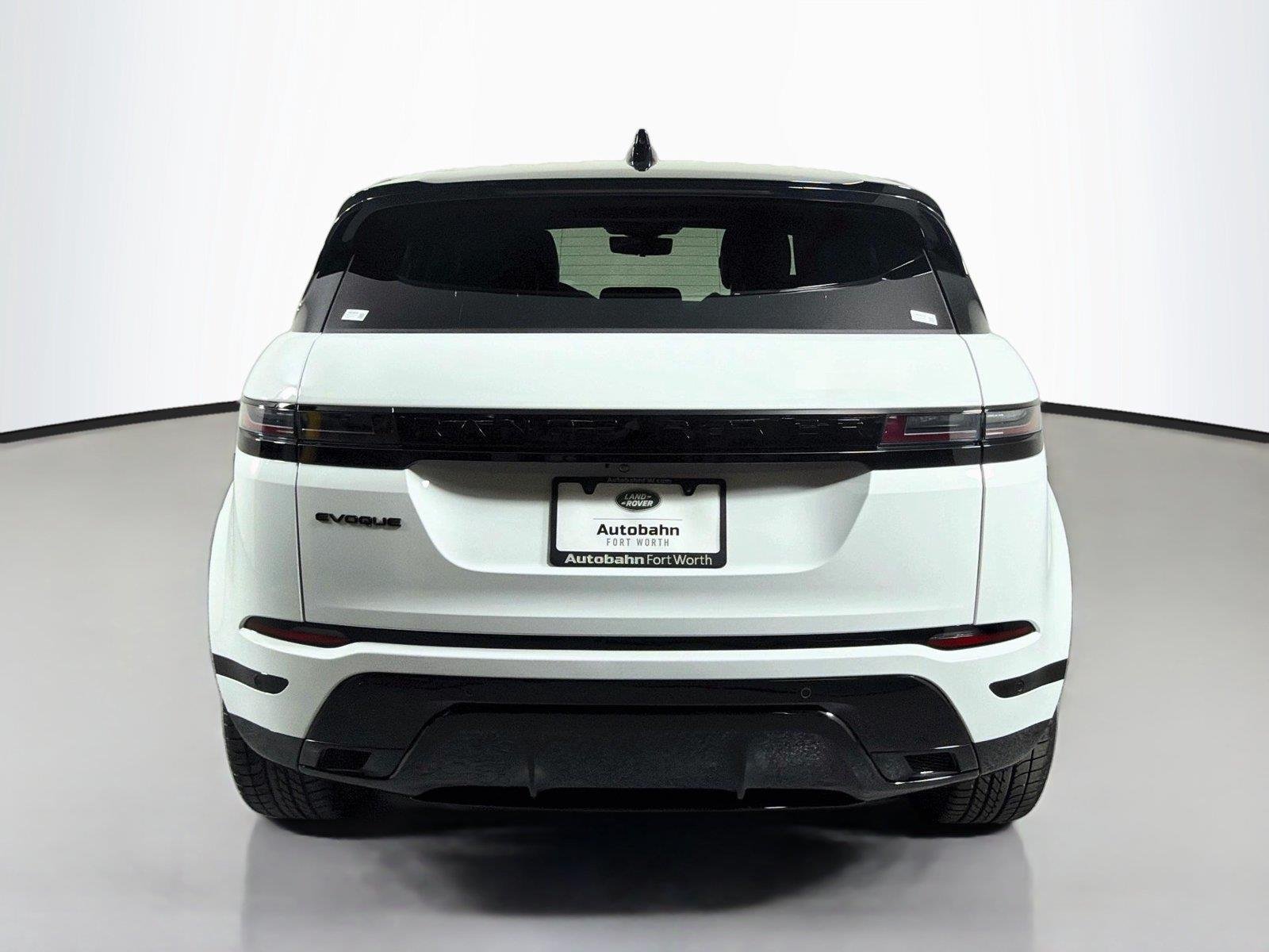 New 2026 Fuji White Land Rover Hoxton Edition image 6