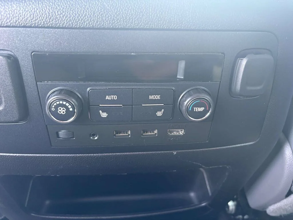 Used 2018 Silver Chevrolet LT image 16