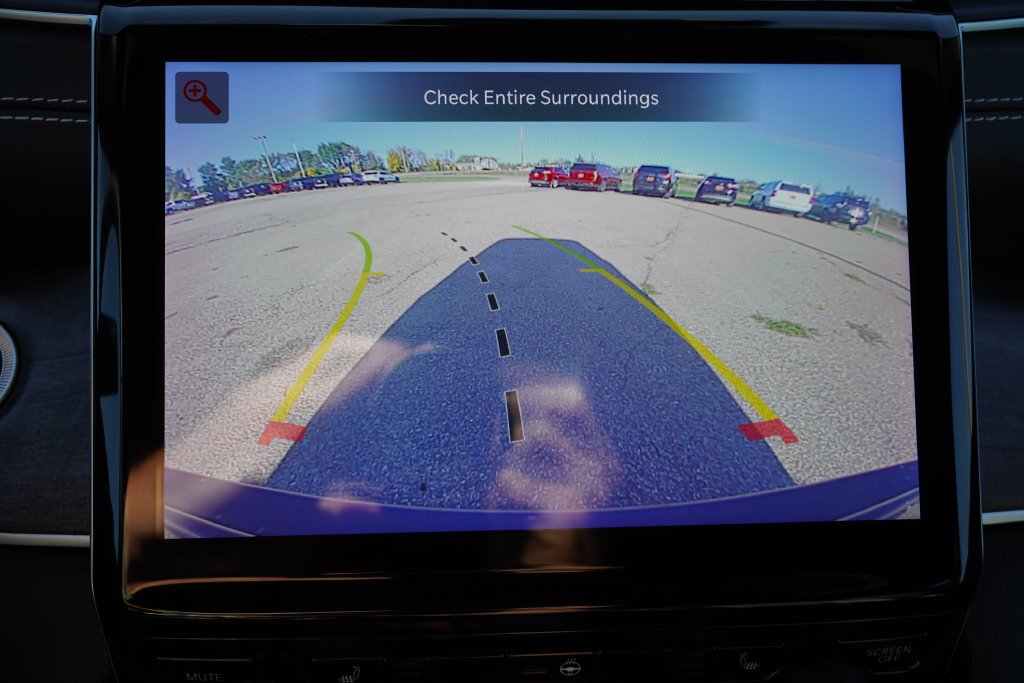 Used 2024 Gray Jeep 4xe image 40