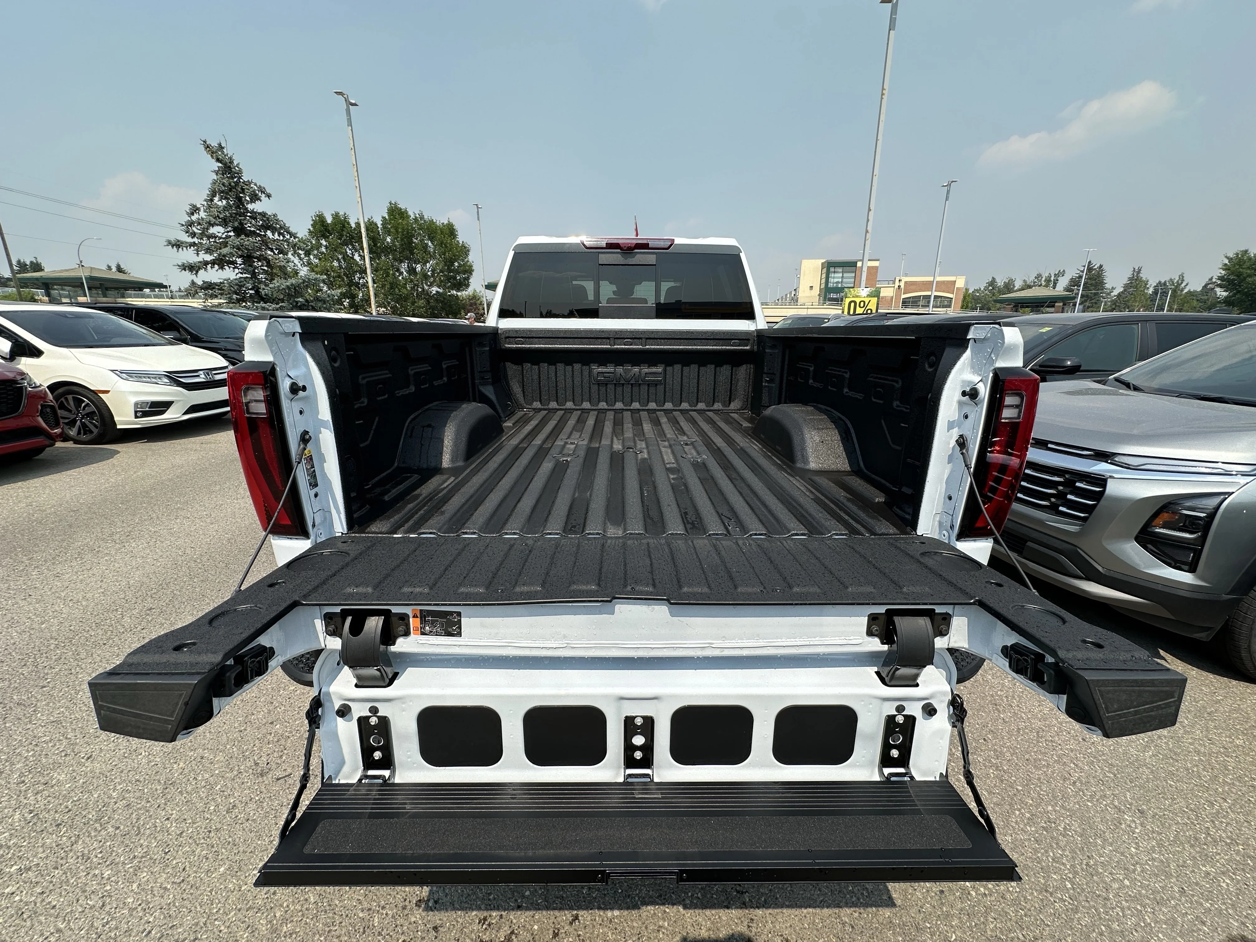 New 2026 Polar White Tricoat GMC Denali Ultimate image 9