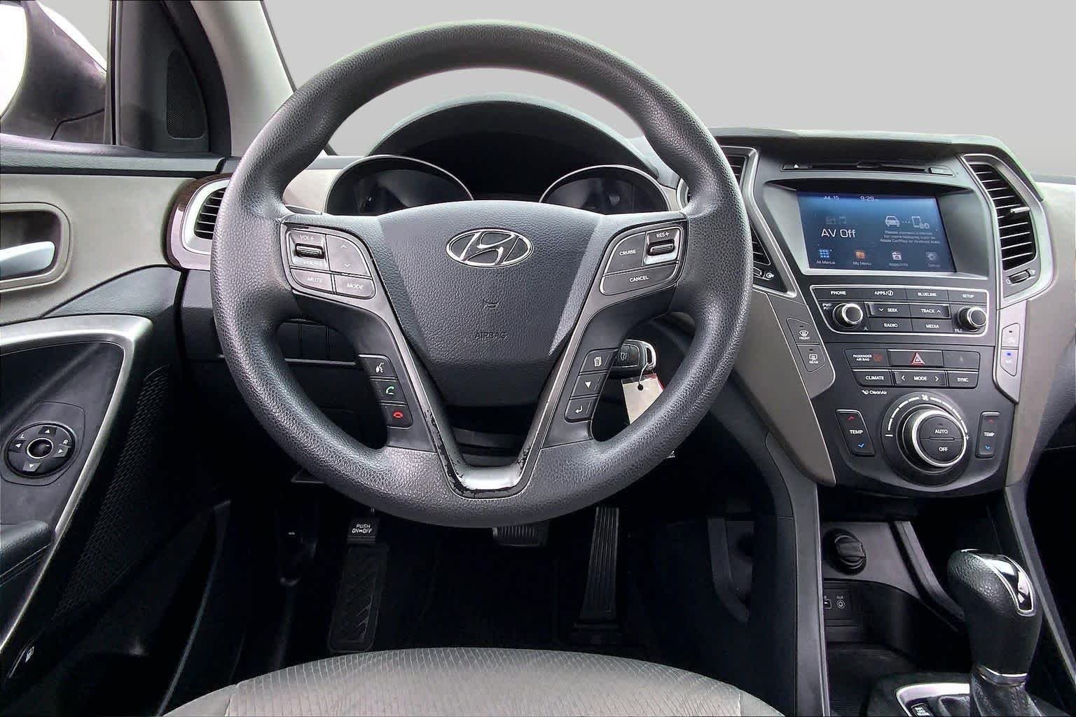 Used 2017 Frost White Pearl Hyundai 2.4L image 6
