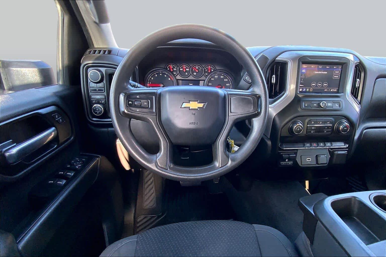 Used 2020 Black Chevrolet Custom image 6