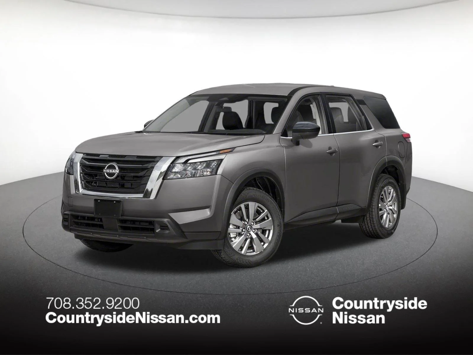 2024 Nissan Pathfinder S 2WD's photo
