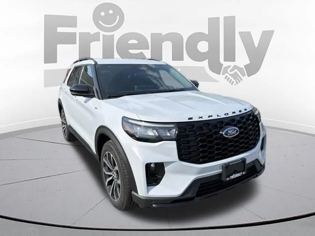 New 2026 Space White Metallic Ford ST-Line image 11