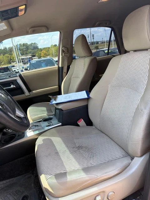 Used 2018 Red Toyota SR5 image 4