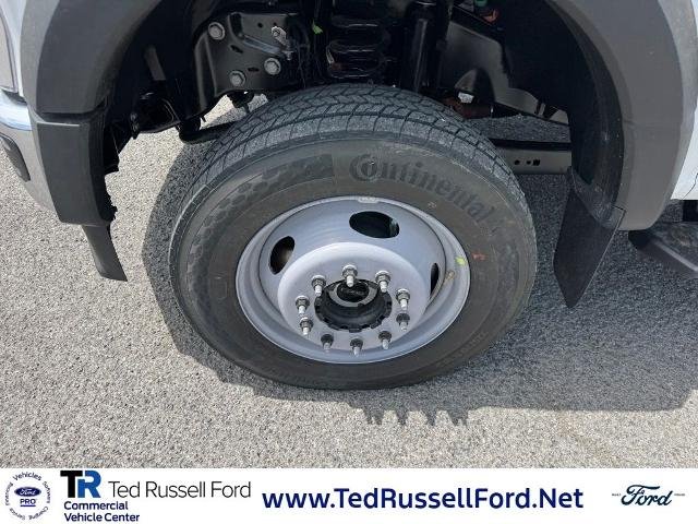 2025 Ford F-550 Super Duty Chassis Cab XL - Photo 25