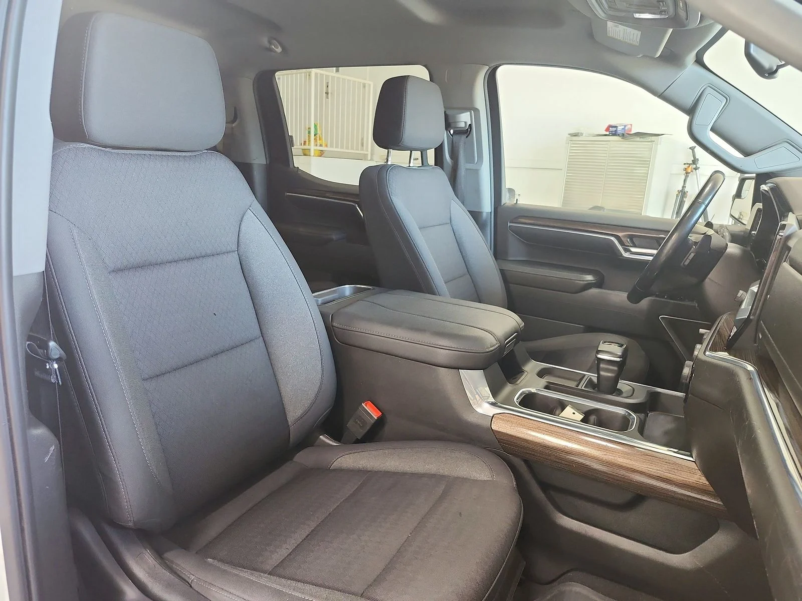 Used 2023 White Chevrolet RST image 39
