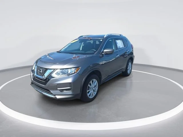 Used 2019 Gray Nissan S image 4