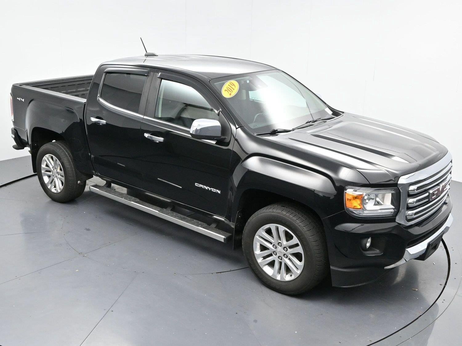 Used 2019 Onyx Black GMC 4WD SLT image 41