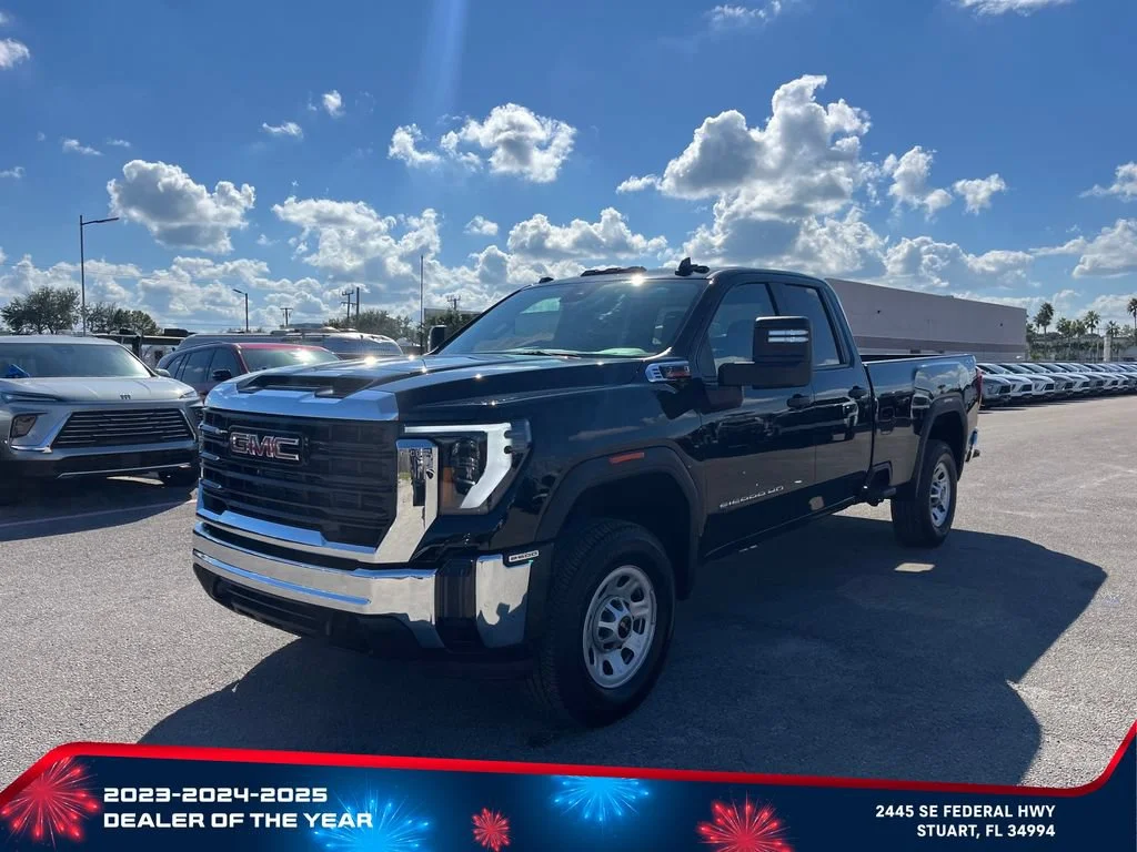 New 2025 Onyx Black GMC Pro image 2
