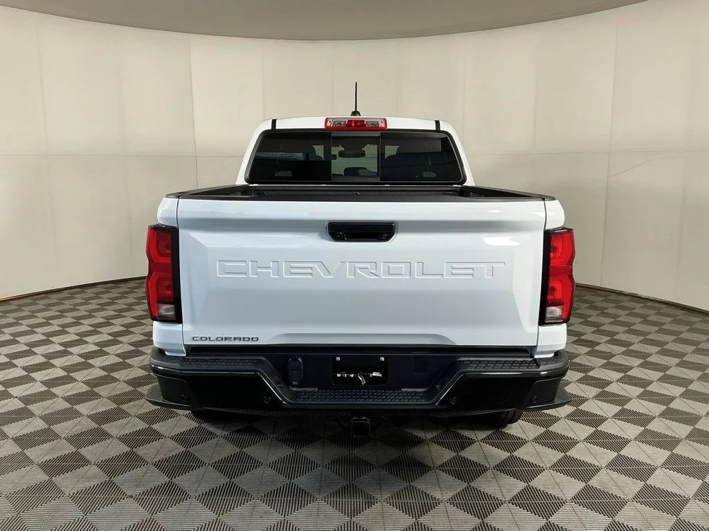 New 2026 Summit White Chevrolet Z71 image 6