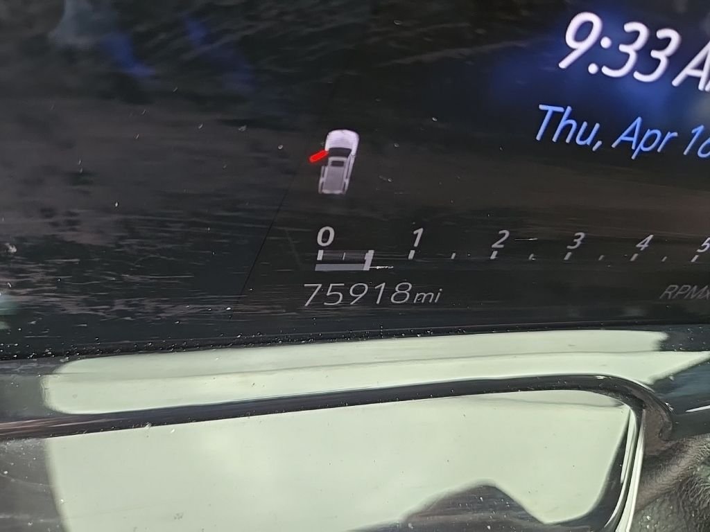 Used 2023 Black Cadillac Sport image 25