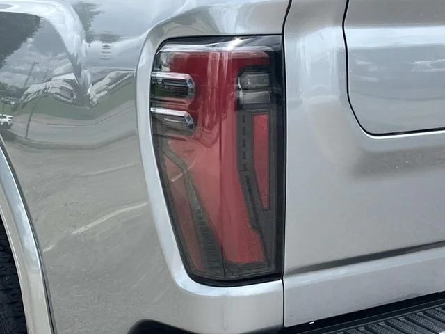 2024 GMC Sierra 2500HD AT4 - Photo 11