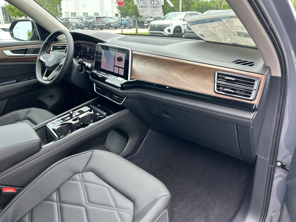 New 2026 Gray Volkswagen 2.0T SE w/Technology image 43