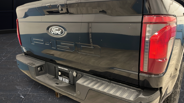 Used 2024 Agate Black Metallic Ford XLT image 39