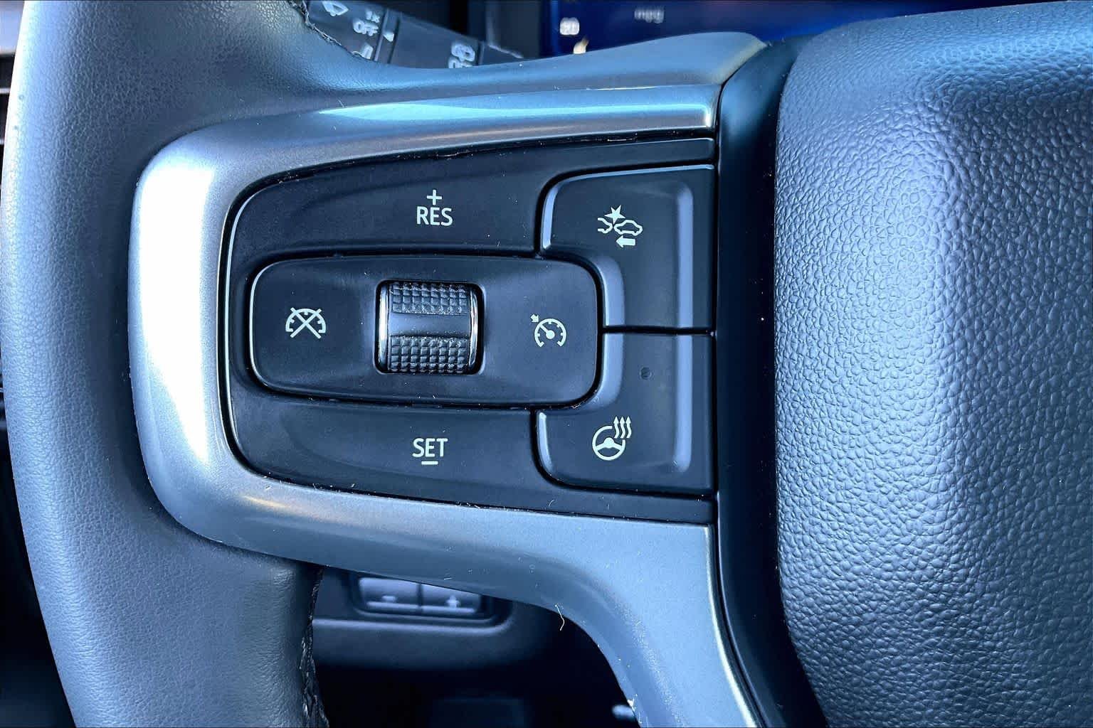 Used 2023 Summit White Chevrolet Z71 image 21