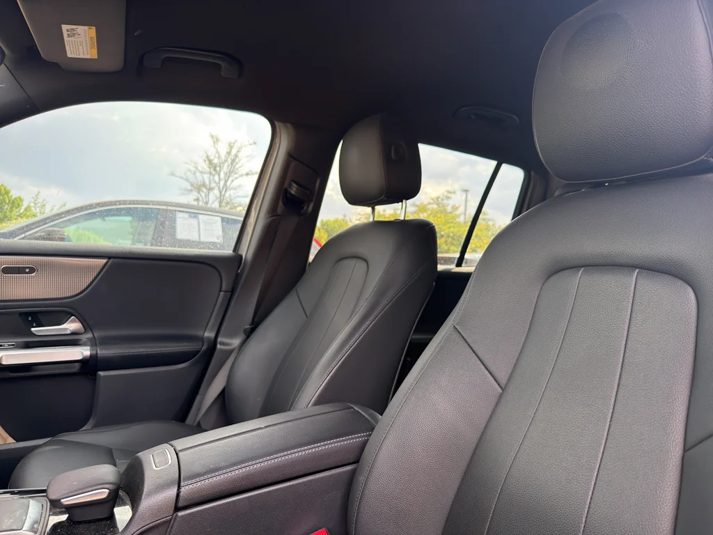 Used 2022 Mountain Grey Metallic Mercedes-Benz 250 4MATIC® image 12