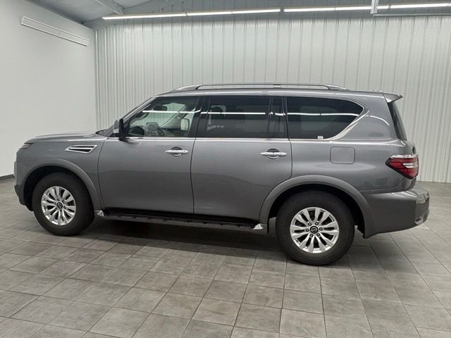 Used 2023 Gray Nissan SV image 6