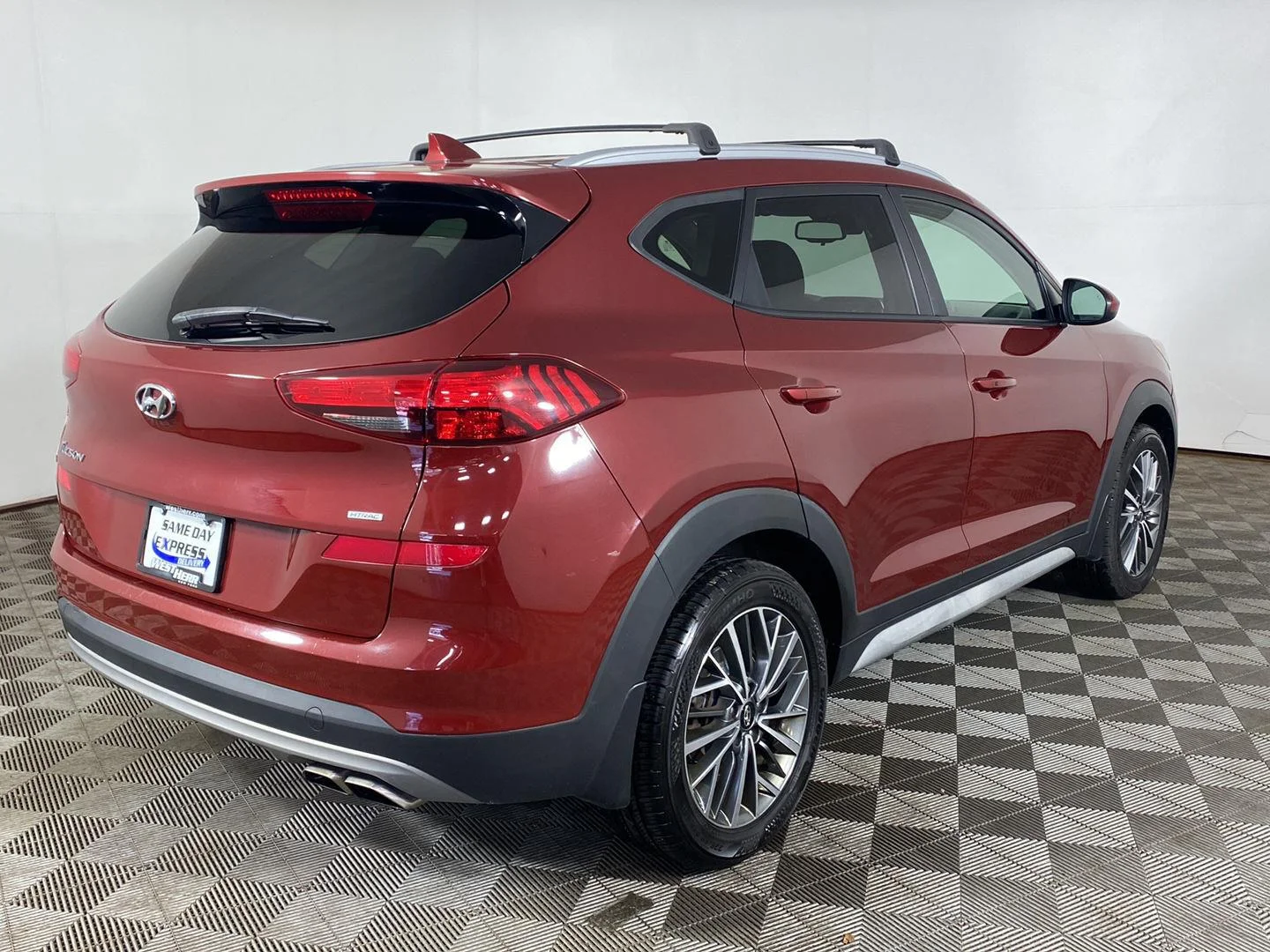 Used 2020 Gemstone Red Hyundai SEL image 22