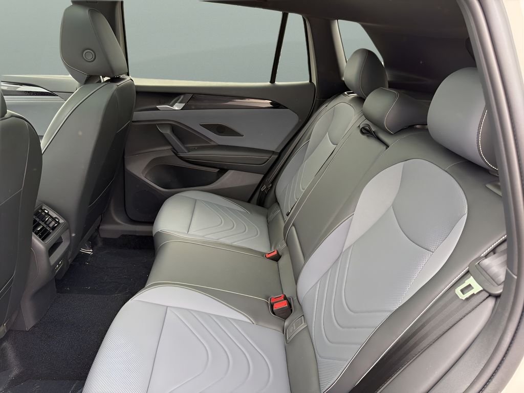 2026 Volkswagen Tiguan SE R-LINE BLACK - Photo 20