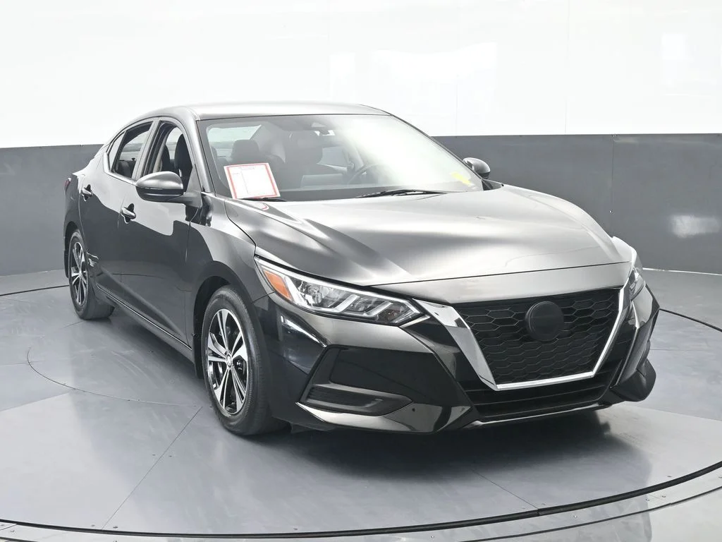 Used 2022 Super Black Nissan SV image 9