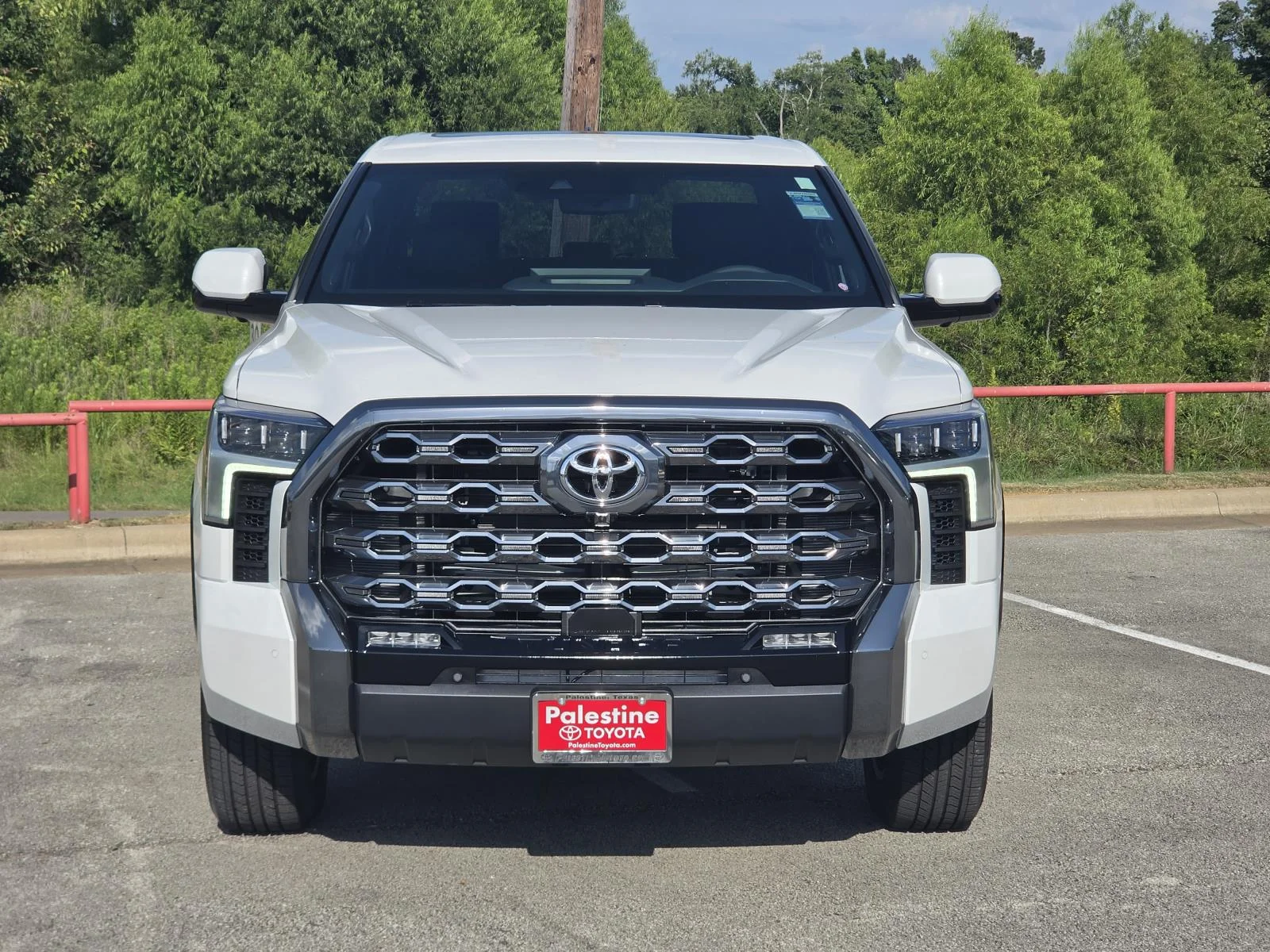 2026 Toyota Tundra Platinum - Photo 2