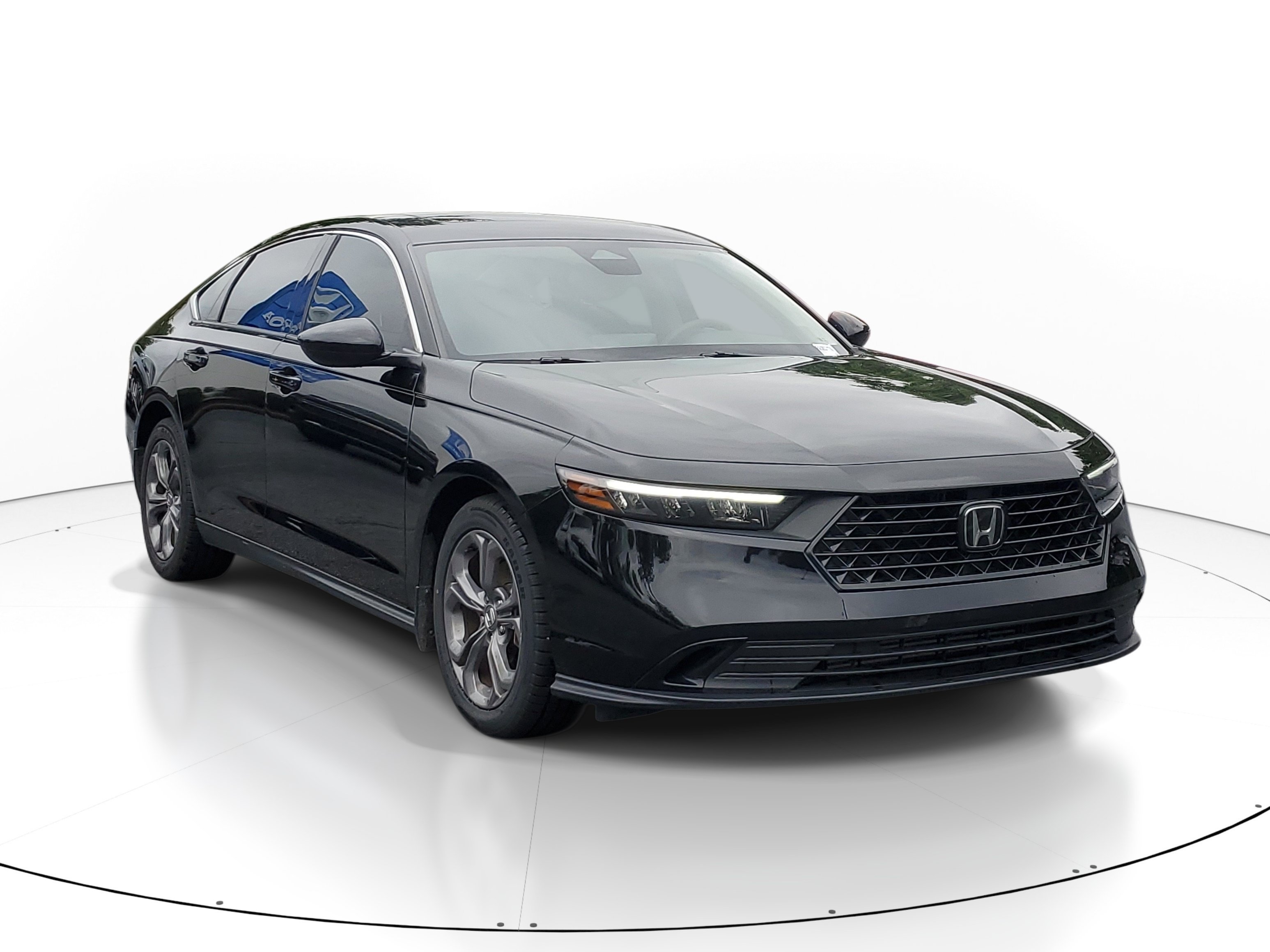 Used 2024  Honda EX image 1
