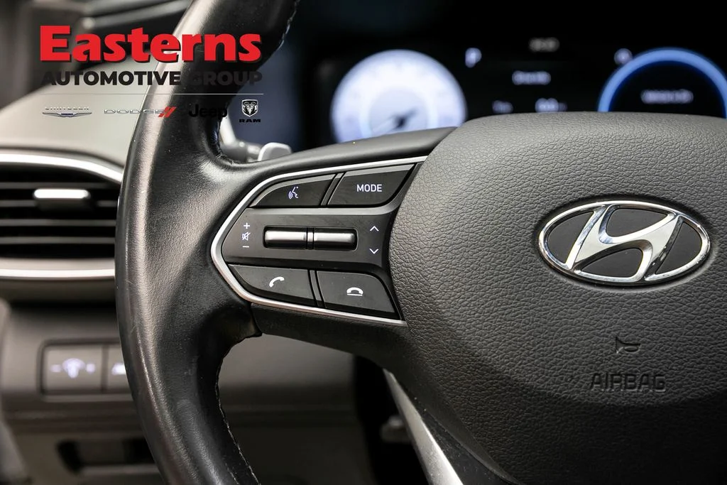 Used 2023 Silver Hyundai SEL image 16