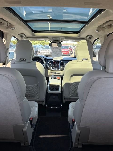 Used 2024 White Volvo Ultimate image 31