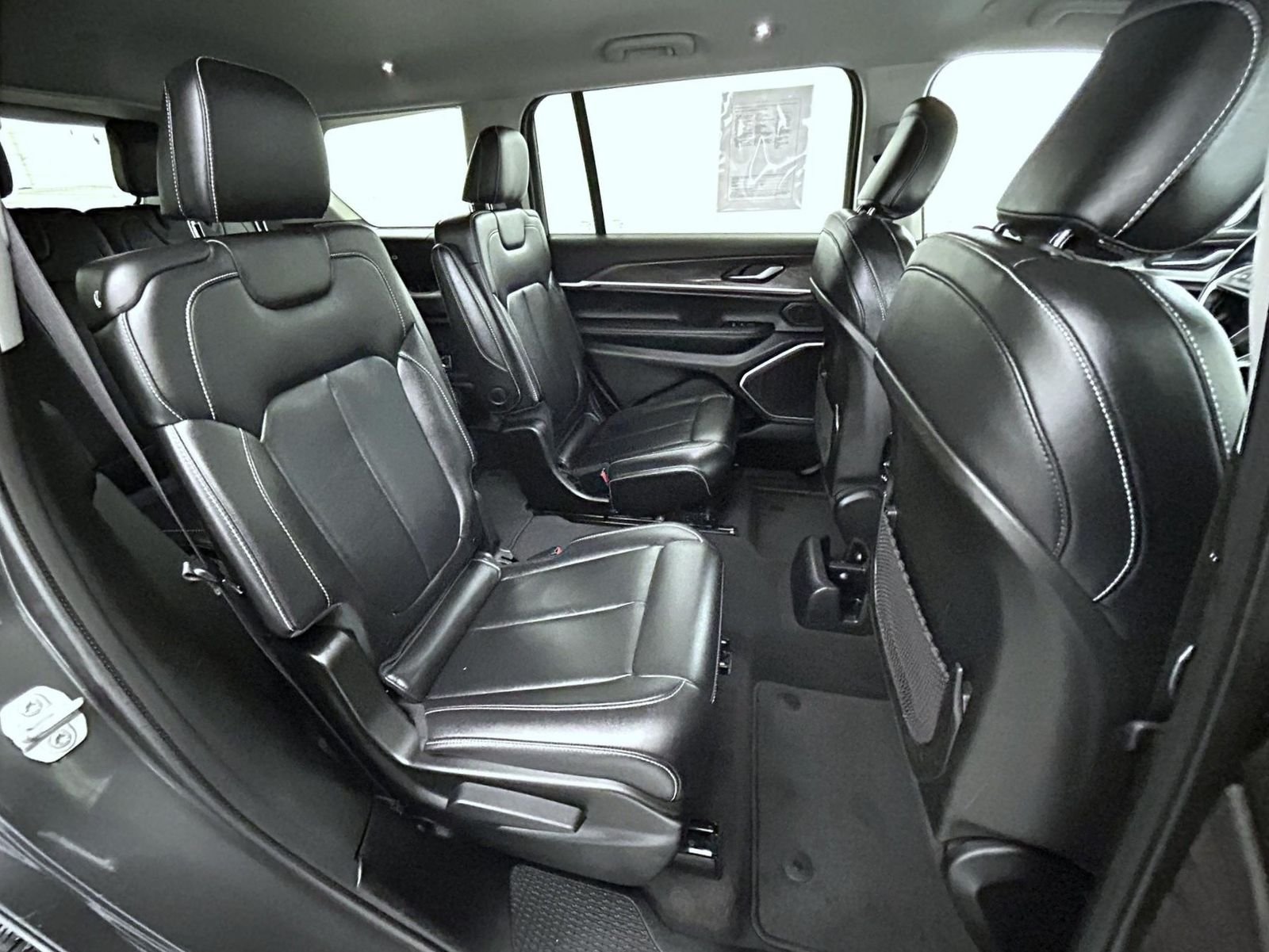Used 2022 Gray Jeep Limited image 18
