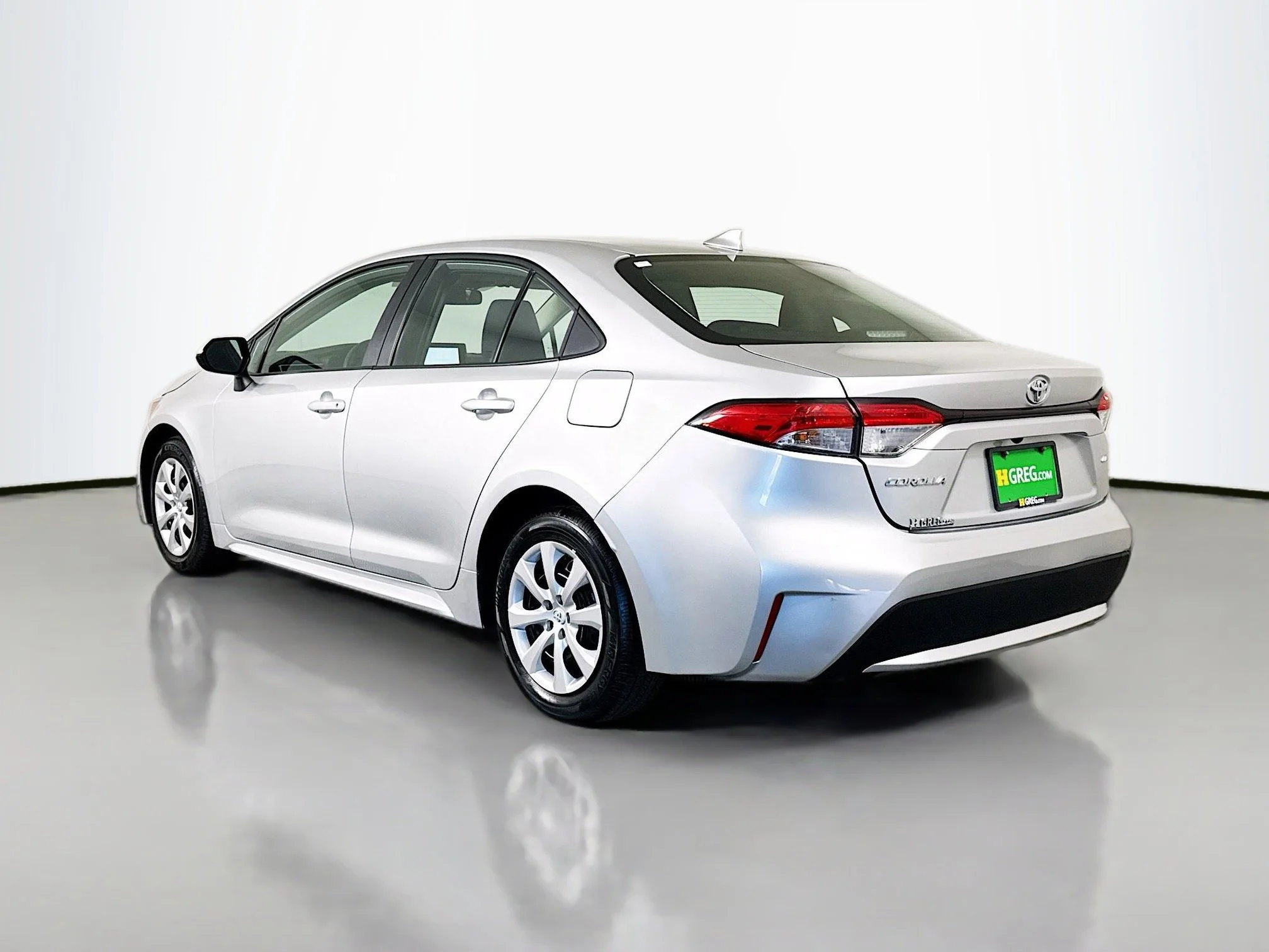 Used 2026 Classic Silver Metallic Toyota LE image 5