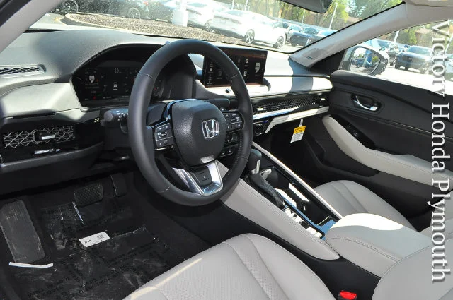 New 2026 Urban Gray Pearl Honda Touring image 7