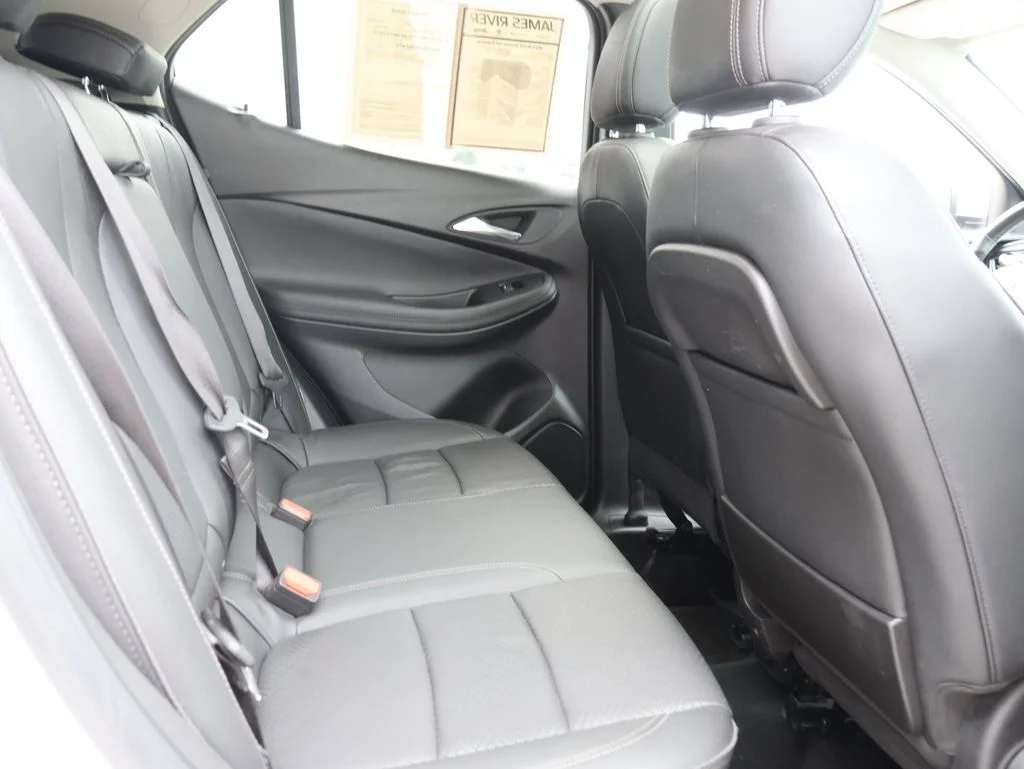 Used 2023 White Buick Essence image 12