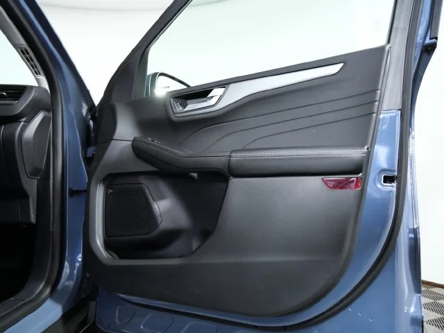 Used 2023 Blue Ford Active image 10