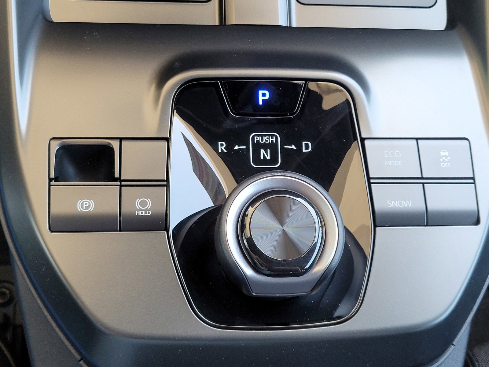2026 Toyota C-HR SE - Photo 9