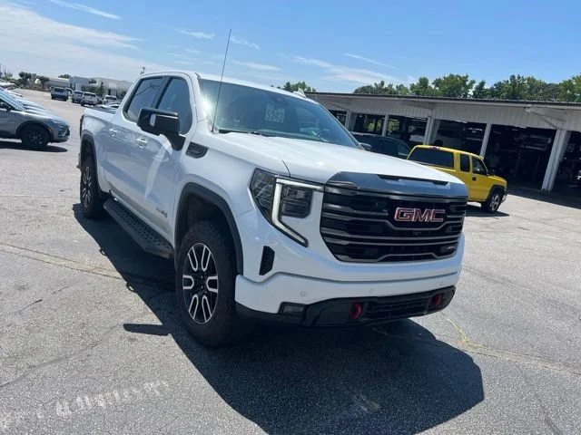 2023 GMC Sierra 1500 AT4 - Photo 1