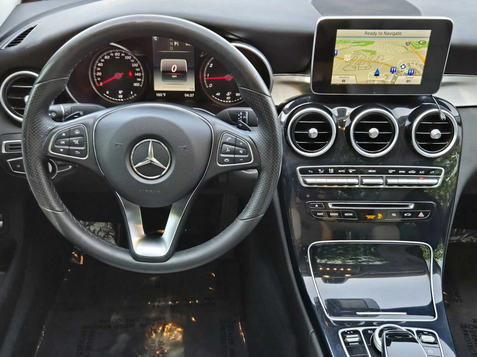 Used 2016 Polar White Mercedes-Benz C 300 image 21