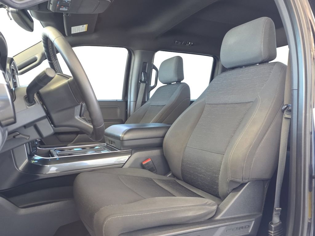 Used 2023 Black Ford XLT image 27