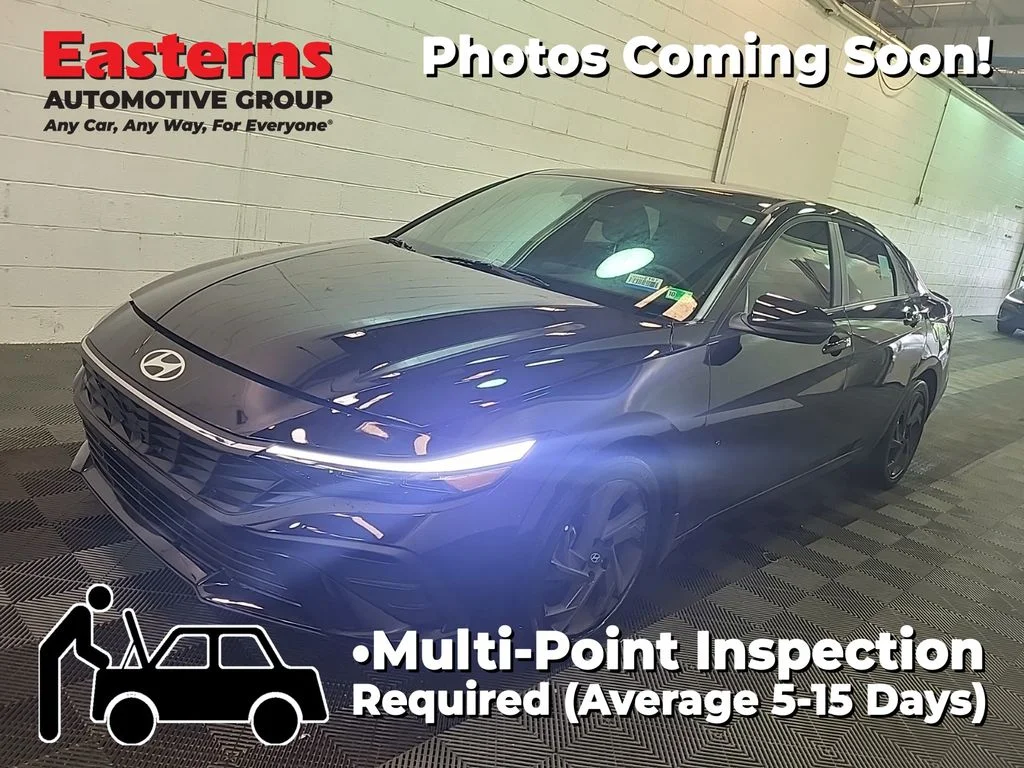 Used 2026 Black Hyundai SEL Sport image 1