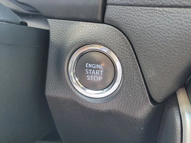 Used 2022 White Toyota XLE image 12