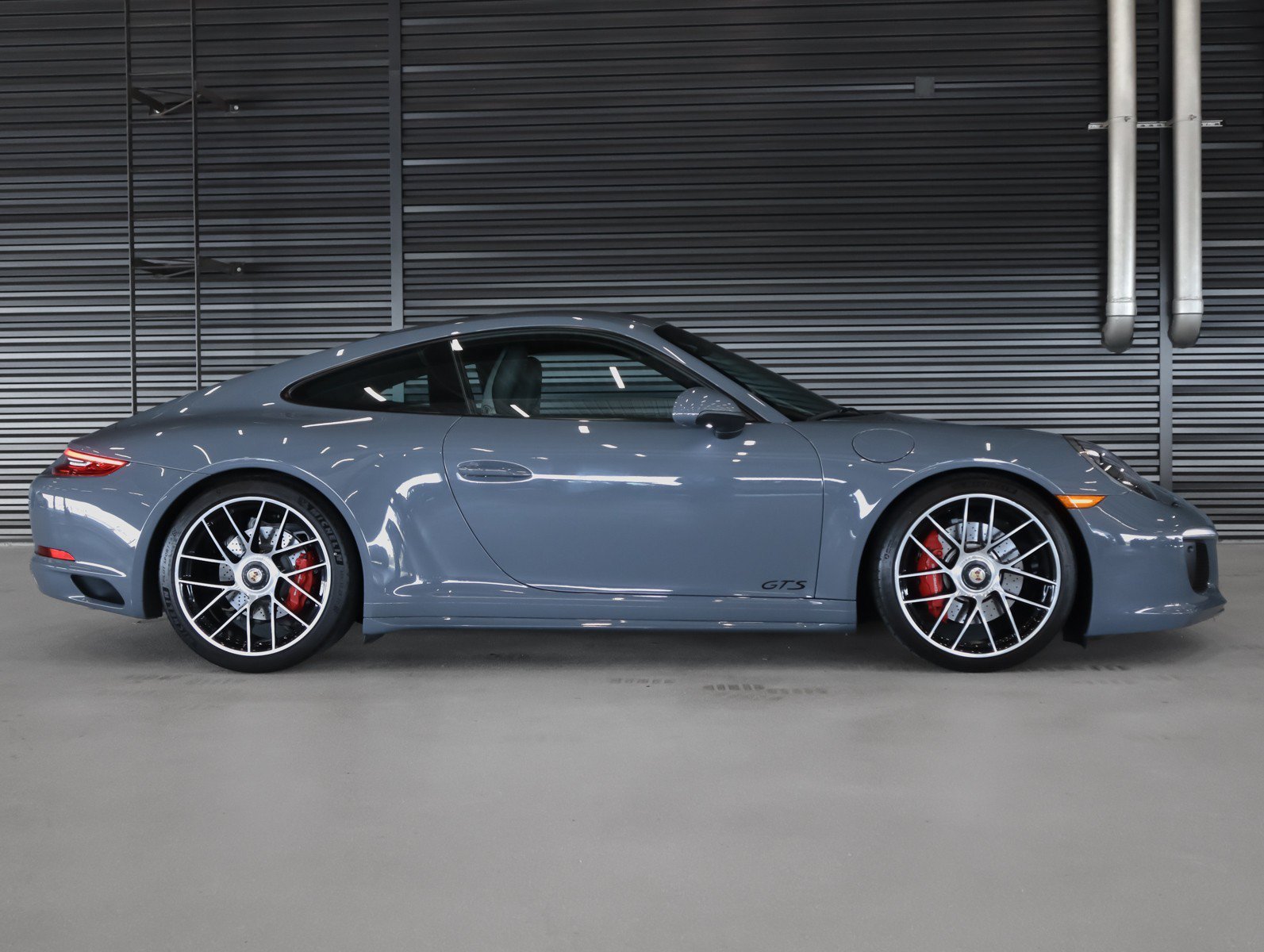 Used 2017 Graphite Blue Metallic Porsche Carrera GTS Coupe image 12