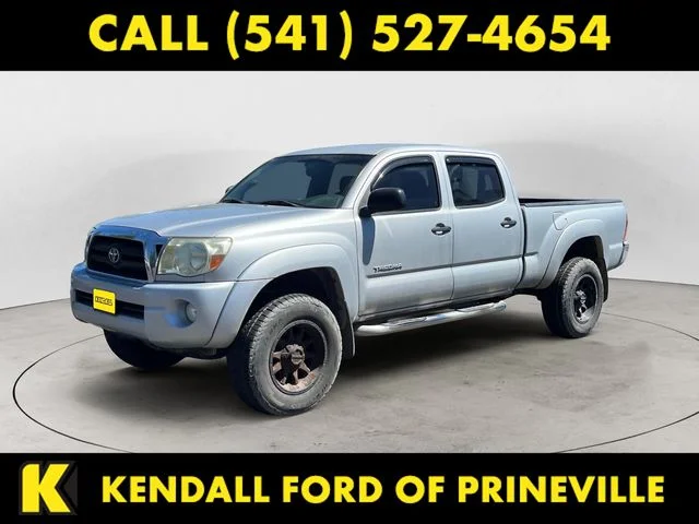 Used 2005 Silver Streak Mica Toyota Base image 1