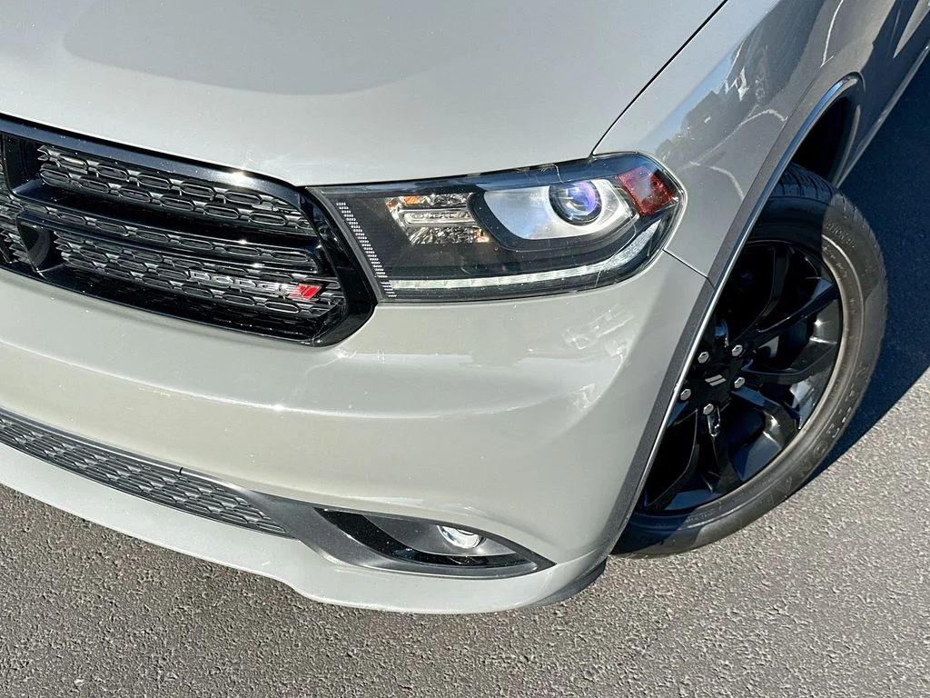 Used 2020 Gray Dodge SXT Plus image 23