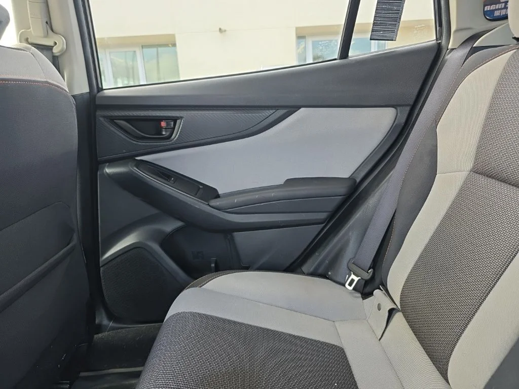 Used 2019 Dark Gray Metallic Subaru 2.0i Premium image 23