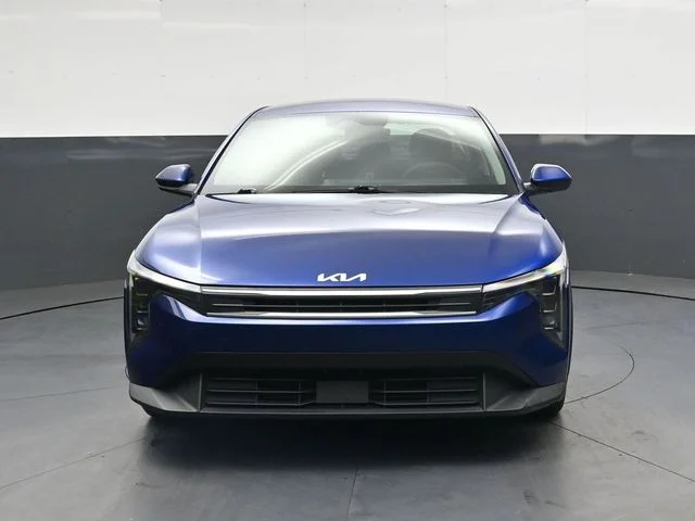 Used 2025 Blue Kia LXS image 10